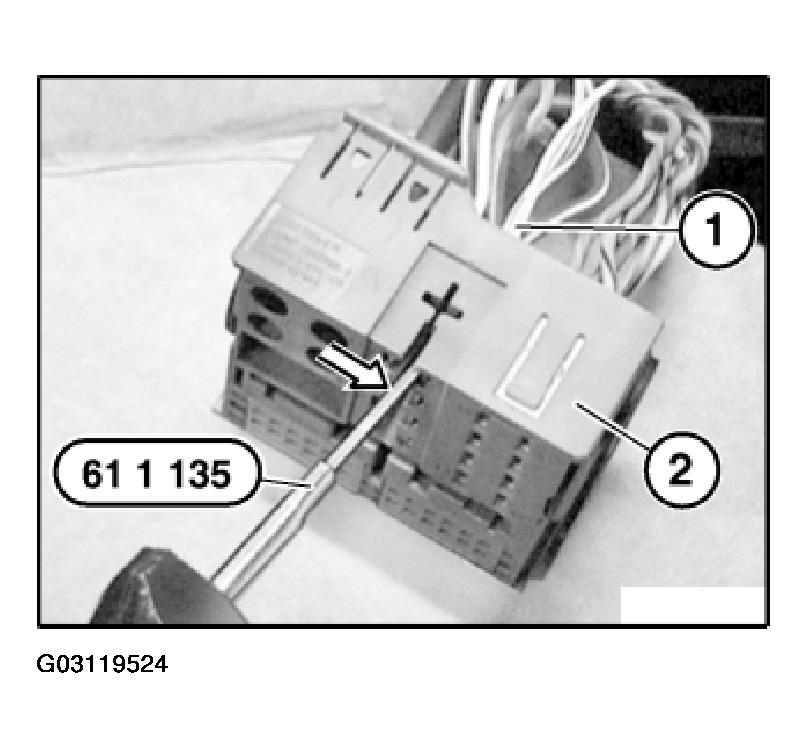 G03119524