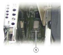 G06895882